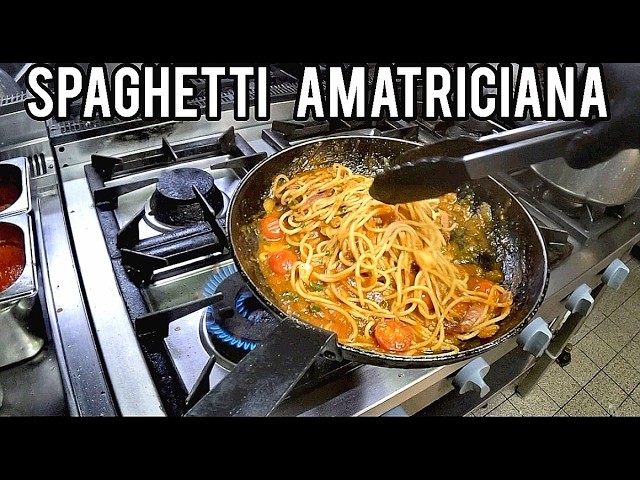 Cooking spaghetti amatriciana: Simple, authentic, Italian