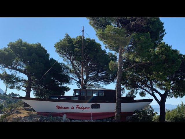 ⛵️ opustena lod v Chorvatsku | abandoned boat in Croatia 🇭🇷