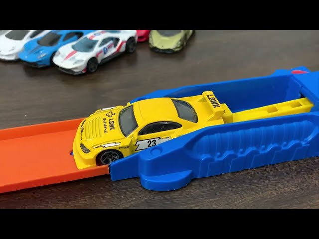 Toy Car Crashes | Hot Wheels & Other Cars Video