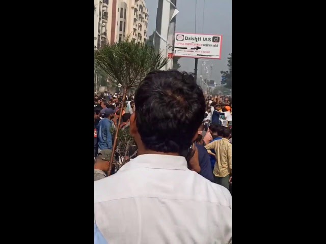 आयोग का ताला टूटेगा छात्रों को हक मिलेगा LIVE इलाहाबाद से‌ UPPCS EXAM PROTEST