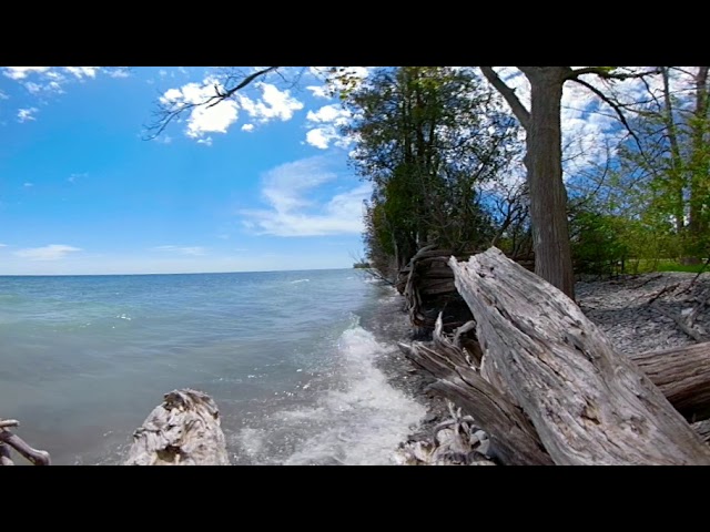 Crashing Waves | Presqu'ile Provincial Park