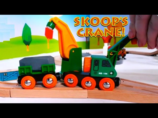 SKOOP'S CRANE! - BRIO Toy Train set CONSTRUCTION and toy UNBOXING! - Train videos for kids