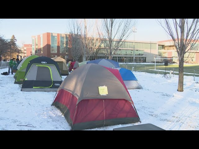 Gonzaga students embrace cold ahead of game against WSU