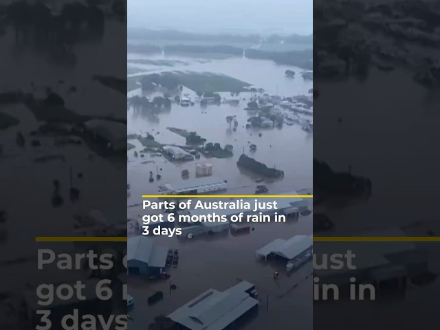 Thousands told to move as monsoon rains cause flooding in Australia