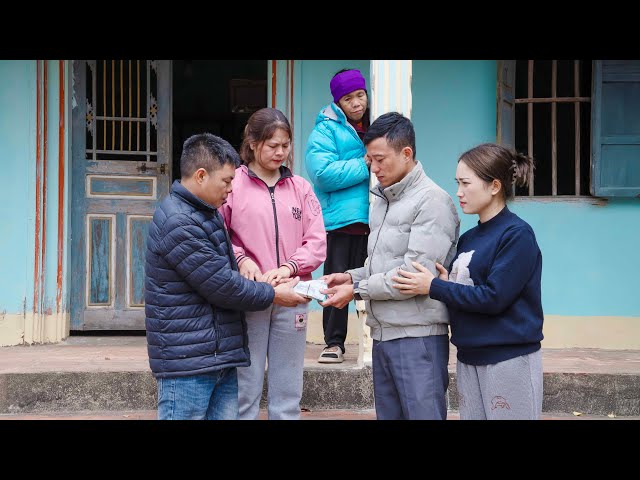 Tuan and Hoa decided to lend the mute woman and her husband $30,000 to repay the debt