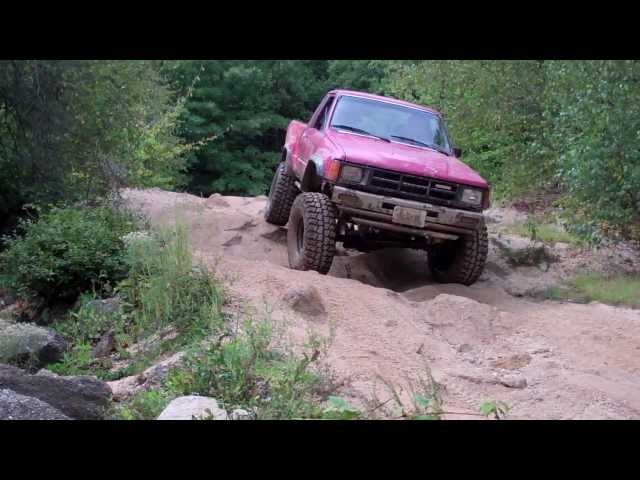 1985 Toyota 4x4 @ Southington Offroad Park, Ohio