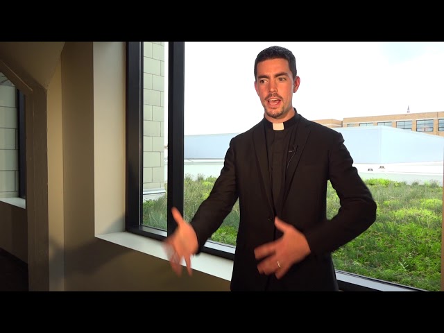 Ask a Priest - Should you chew the Eucharist?