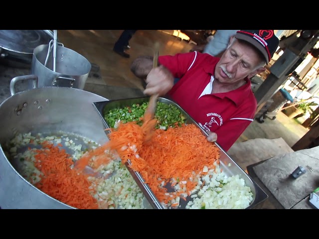 BRAZILIAN COUNTRY FOOD - FARM CHICKEN WITH RICE