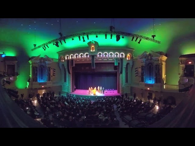 360 Virtual Reality view inside Flint's Capitol Theatre Reopening | MEDC