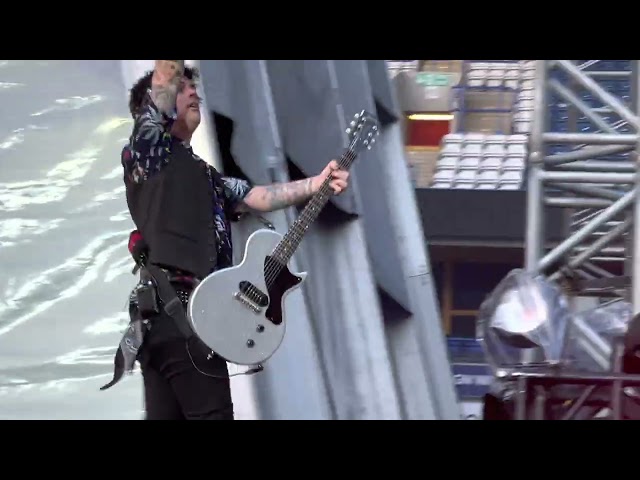 Green Day:- “Holiday” Live at John Smith’s Stadium, Huddersfield, UK 25/6/22