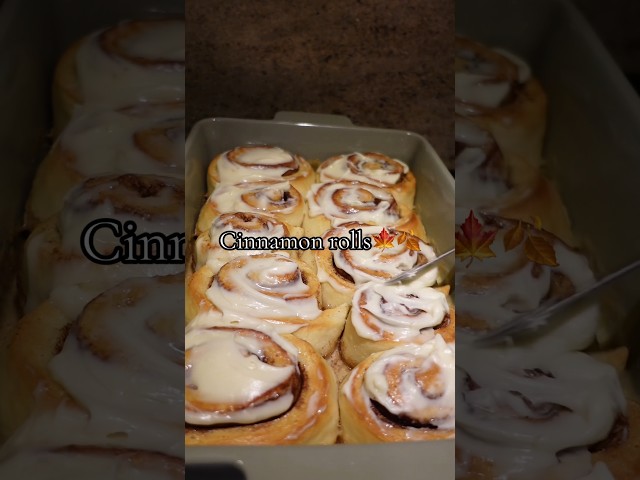 Cinnamon rolls 🍁🍂 recipe on instagram #baking #cooking #cinnamonrolls #fall