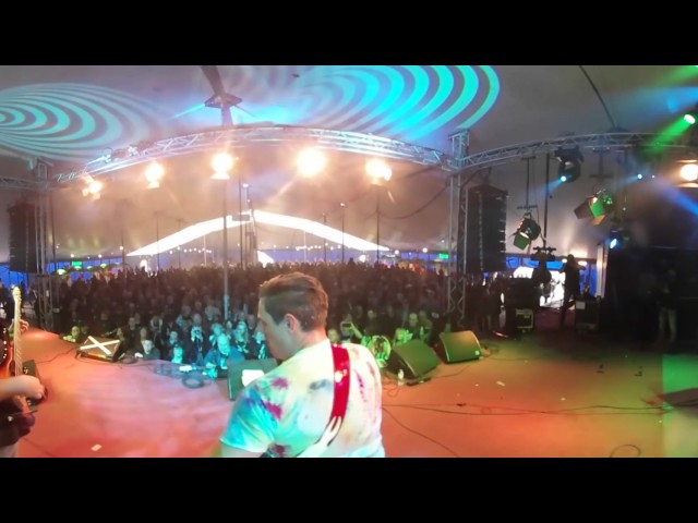 360 stage view - Nick Schnebelen band -  Will i stay -  live at moulin Blues ospel, NL