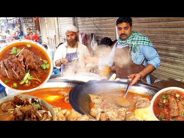 Pakistani street food breakfast | Lahori nashta point | food street with zeeshan