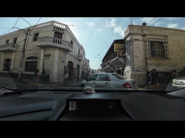 A walk through the center of the city Arequipa!!