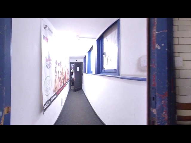 VR 360° | ZELFA BARRETT LEADS US UP THE STAIRS INTO HIS FAMOUS BOXING GYM THE COLLYHURST & MOSTON