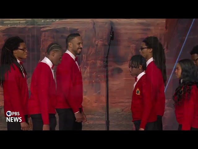 WATCH: Soul Children of Chicago perform national anthem at 2024 Democratic National Convention