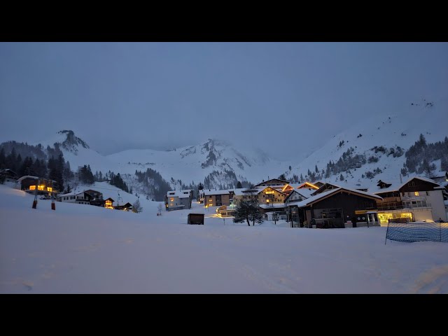 Winter Wonderland Around MT Stoos #insta360 #x3 #winter #wonderland #mtstoos #360video #snowfall