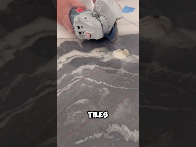 SKILLED tiler creates bathroom in 30 seconds (@hudstilingservices)