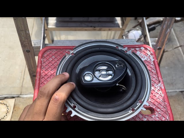 Changing Door Speakers In 2000 Honda Accord.