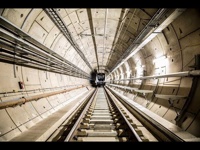 CABINVIEW Train running in Tunnel in 4K ULTRAHD.