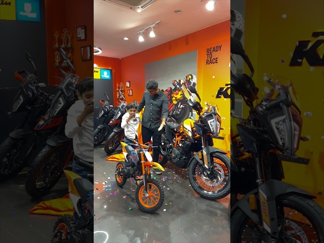 My new ktm 390 adventure delivery at it’s best #duke390_naked #shortsfeed