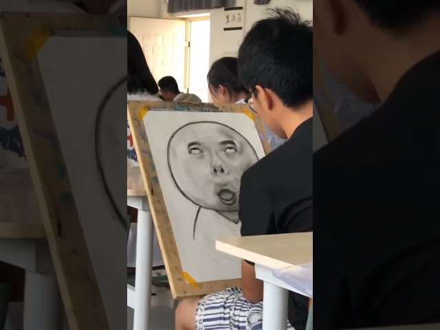 He Failed Art Class