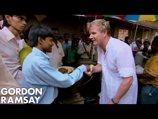 Gordon Ramsay Cooks Street Food In India | Gordon's Great Escape