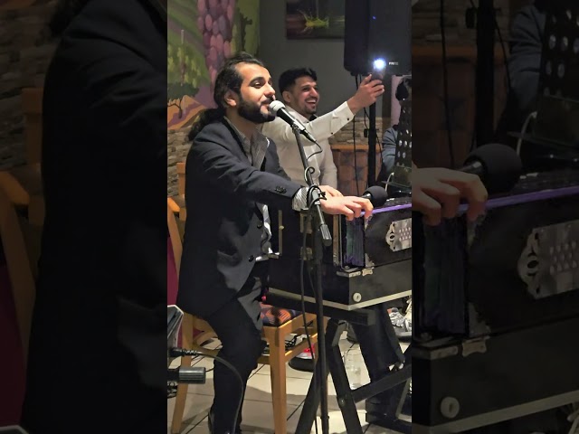 Jamshid Sakhi live performance in Laluna Restaurant