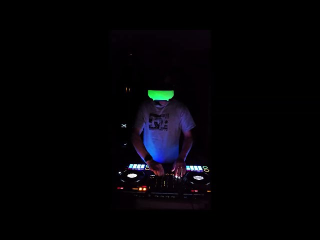 Valve Index DJ Set Glow In The Dark Visor Slimer Green Edition