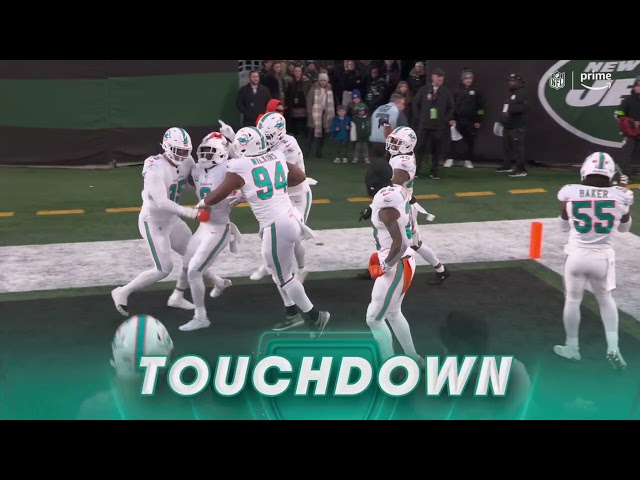 Dolphins-Jets 1st half ends with 2 defensive touchdowns and 3 turnovers