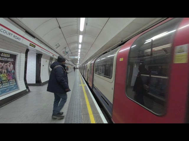 Tottenham Court Road Station VR 180 3D experience