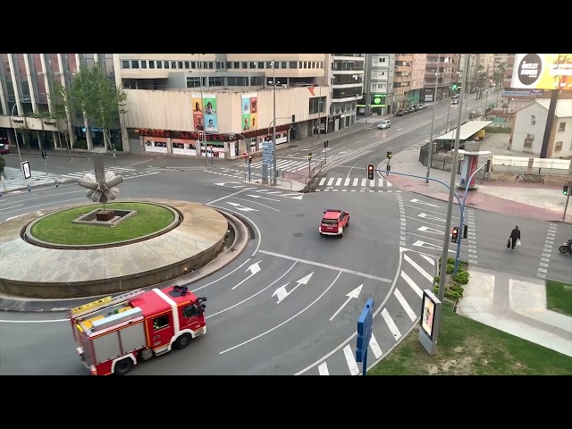 Los Bomberos refuerzan la seguridad con inspecciones de todas las hogueras, barracas y racós