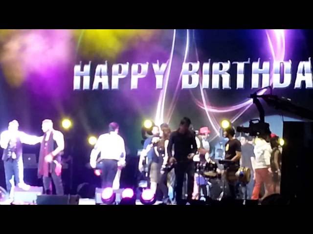 Dubai : Desi Night : Atlantis 2013 : Honey Singh Birthday Celebration