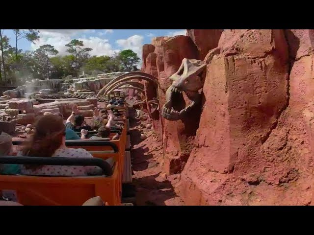 Big Thunder Mountain Railroad - Magic Kingdom - 4K