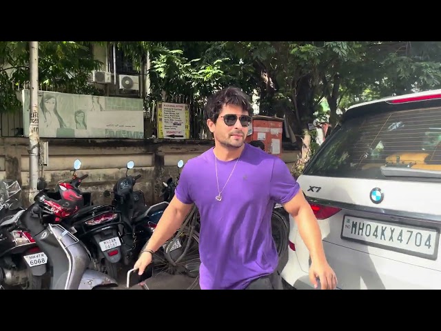 Shoaib Ibrahim & Dipika Kakar Spotted In Juhu 02