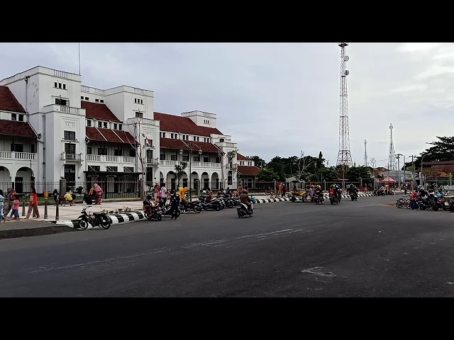 Kota Tegal, Lawang Satus