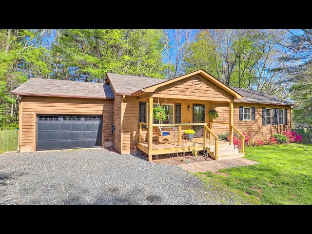 NEW! Modern Asheville Escape Cottage with Deck & Hot Tub | Exploring Tiny House