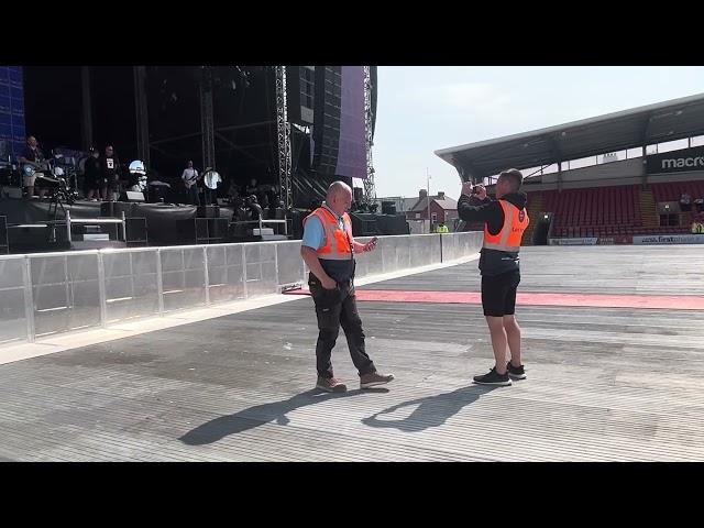 Sound Check, Declan Swans at Wrexham Racecourse, supporting, Far from Saints and The King of Leon.