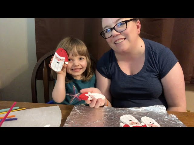 VLOGMAS Day 5- DIY Handprint Santa Ornament