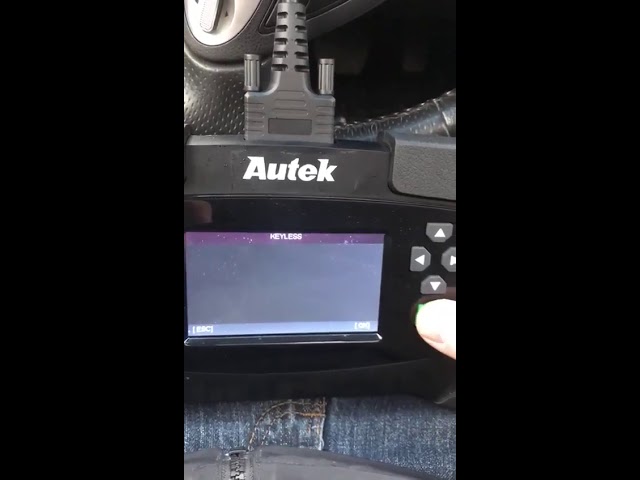 Autek ikey820 2012 Nissan Altima remote and key programming