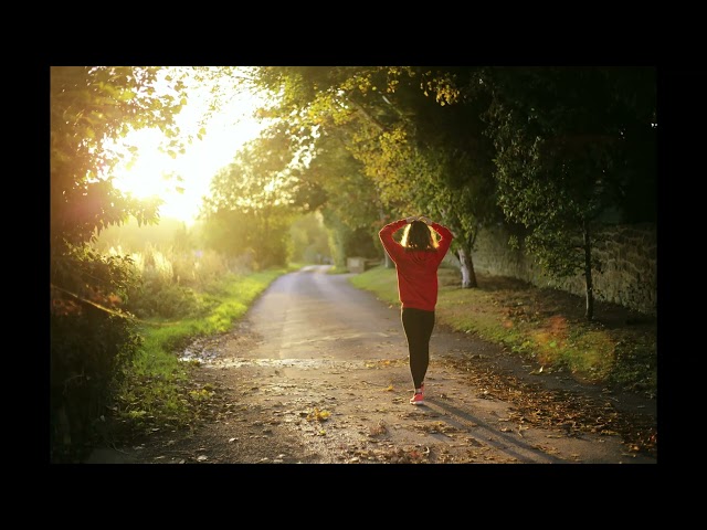 Wake Up Happy! 7-Minute Morning Ritual Full Of Positive Vibes.