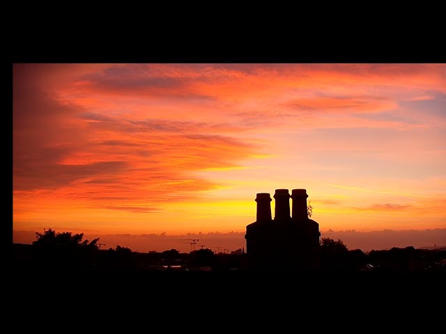 Live Webcam Cabra Road Dublin Ireland  (Facing East)