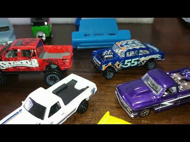 5 Hot Wheels and 5 Matchbox diecast vehicles