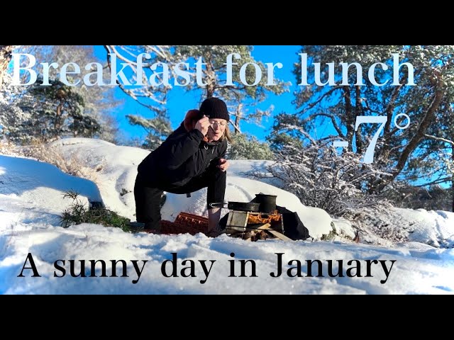 Breakfast for Lunch  | A sunny day in the snow  | ASMR Outdoor Cooking