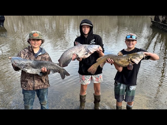 24 Hour Fishing Challenge, Biggest Fish Wins $700 Cash! (Catch & Cook)