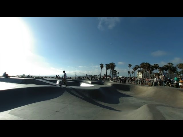 VR180 Slice of Life - Venice Beach skate park