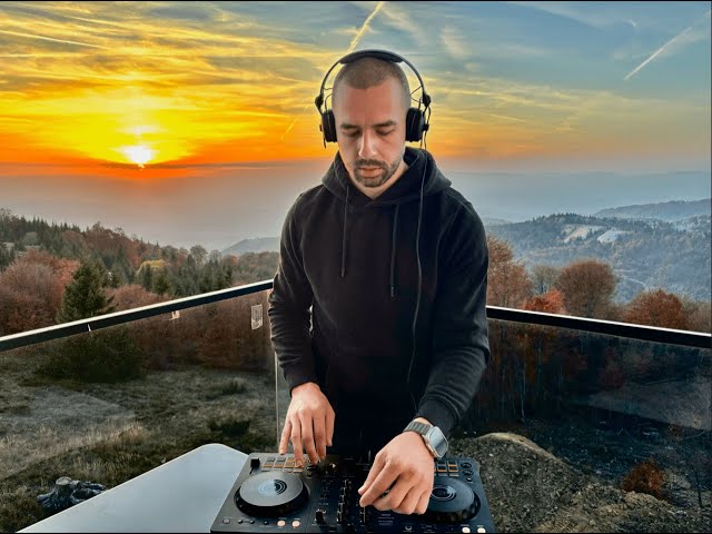 Zarriano Antanassi - Progressive & Melodic House Set Live @ The LuFi Apartment, Kopaonik Mountain