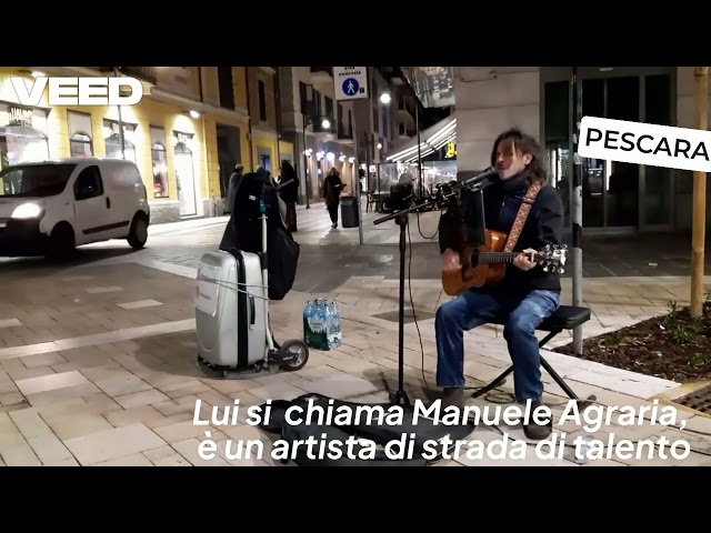 Scopri🎶 la differenza tra artista di strada 🎤e un cantante affermato che inscena di essere di strada