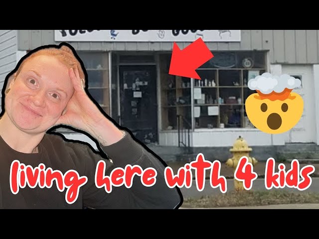 AM I GOING CRAZY LIVING IN THIS OLD THRIFT STORE!? PREPARING FOR A STORM & PO BOX UNBOXING // VLOG