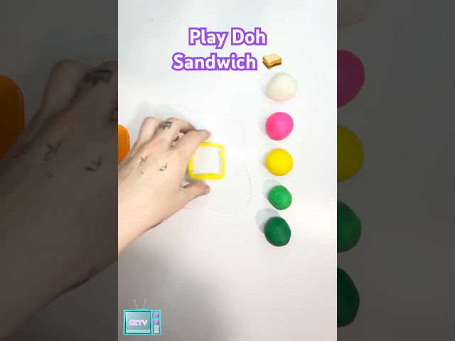 I Made A Realistic Sandwich Out Of Play-Doh